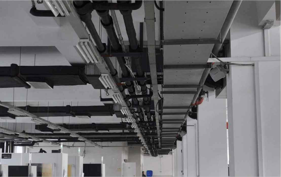 電纜橋架敷設(shè)前期需要注意事項(圖1) 電纜橋架敷設(shè)前期需要注意事項(圖1)